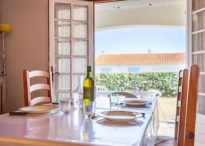 Prázdninový dům Agreable Maison Pour 6 A *